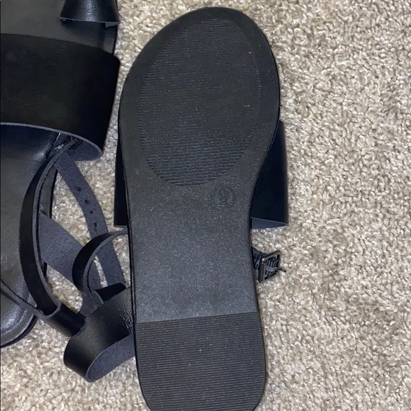 Black Target Sandals - Picture 3 of 3